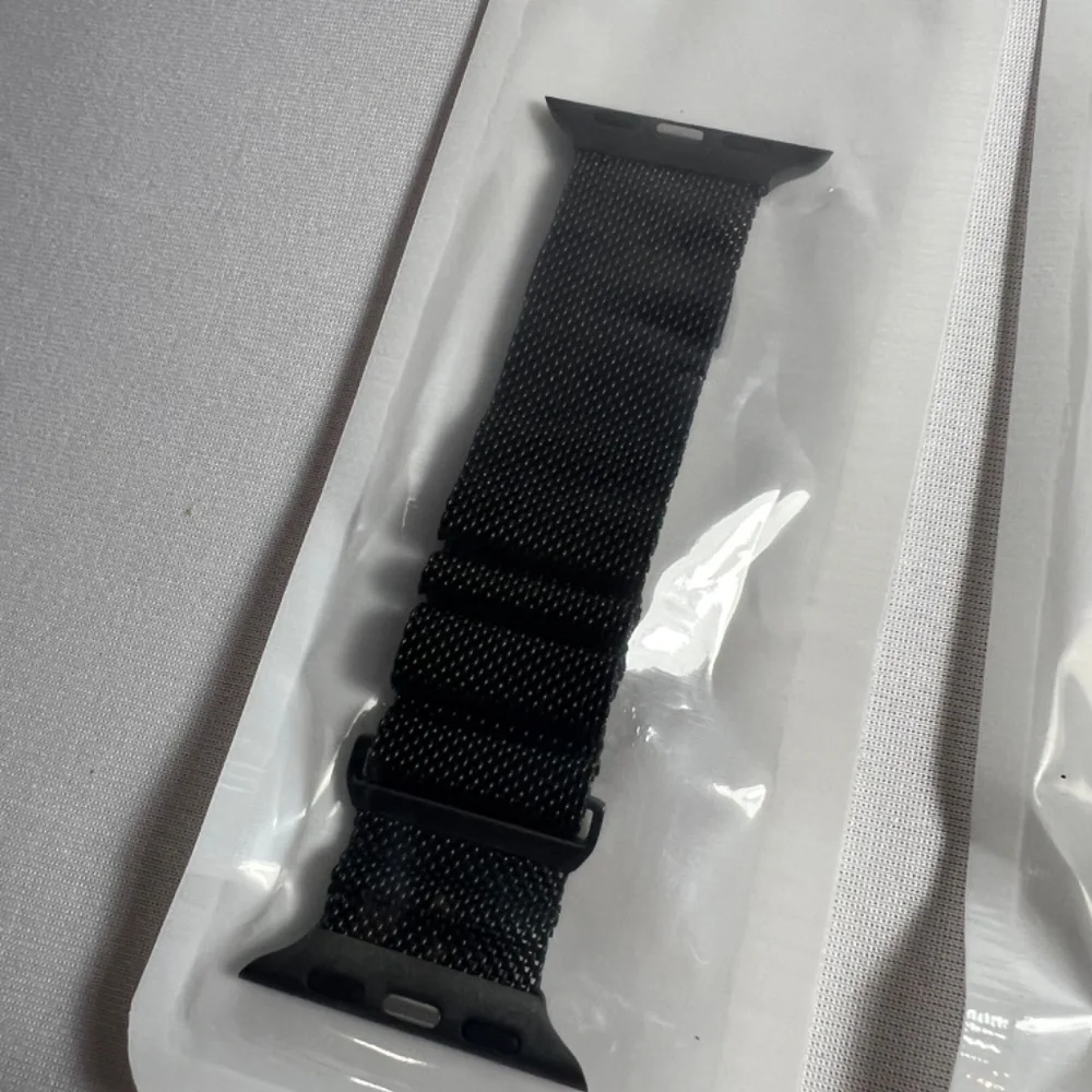 3 Mesh Magnetic Bands For Apple Watch Band 38mm 40mm 41mm 42mm 44mm 45mm 49mm A1